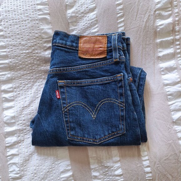 Levi's Premium Women's 501 Crop Jeans Size 26x26 (26x24) Blue Denim Big E 36200 - Picture 4 of 16